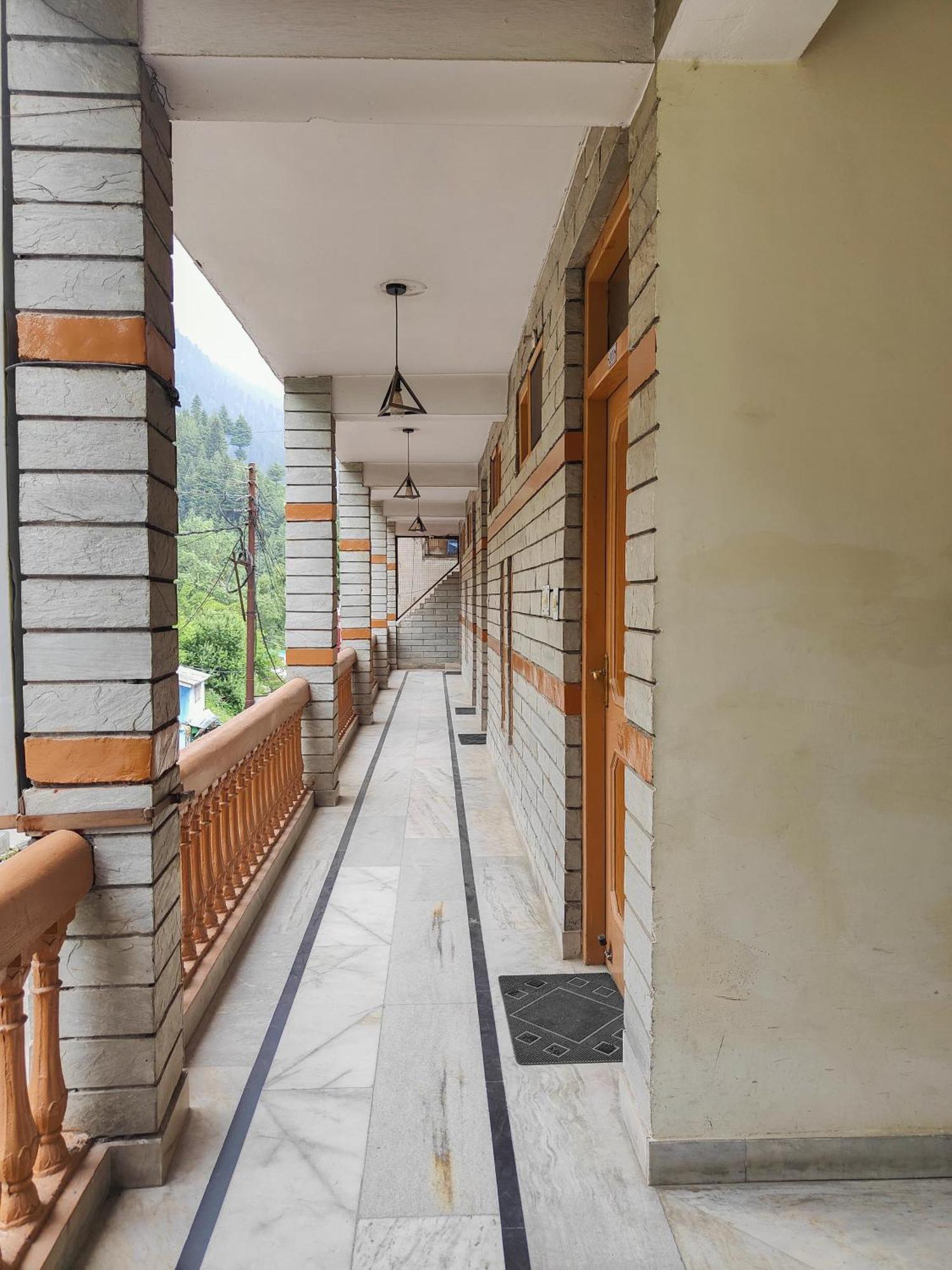 Hotel Arohi Vashist 外观 照片